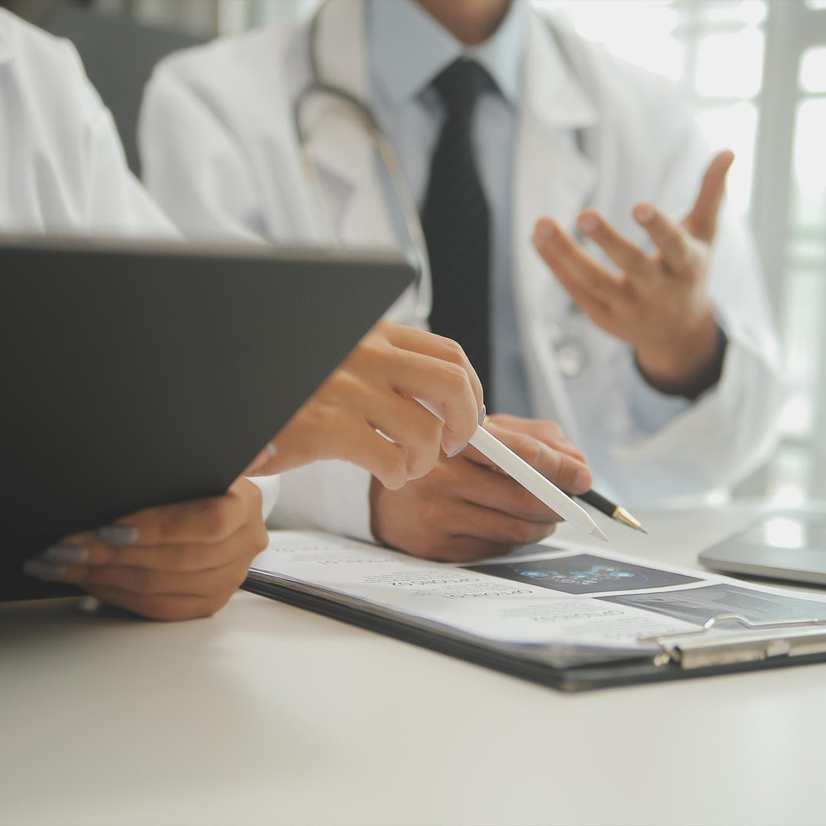 Pulmo Sleep Center Elixir | FAQ <br />
<b>Warning</b>: Undefined property: stdClass::$title_2_en in <b>/www/webvol8/8t/tuz8ht965nsnjg5/eliksirmedical.rs/public_html/inc/inc-index.php</b> on line <b>309</b><br />